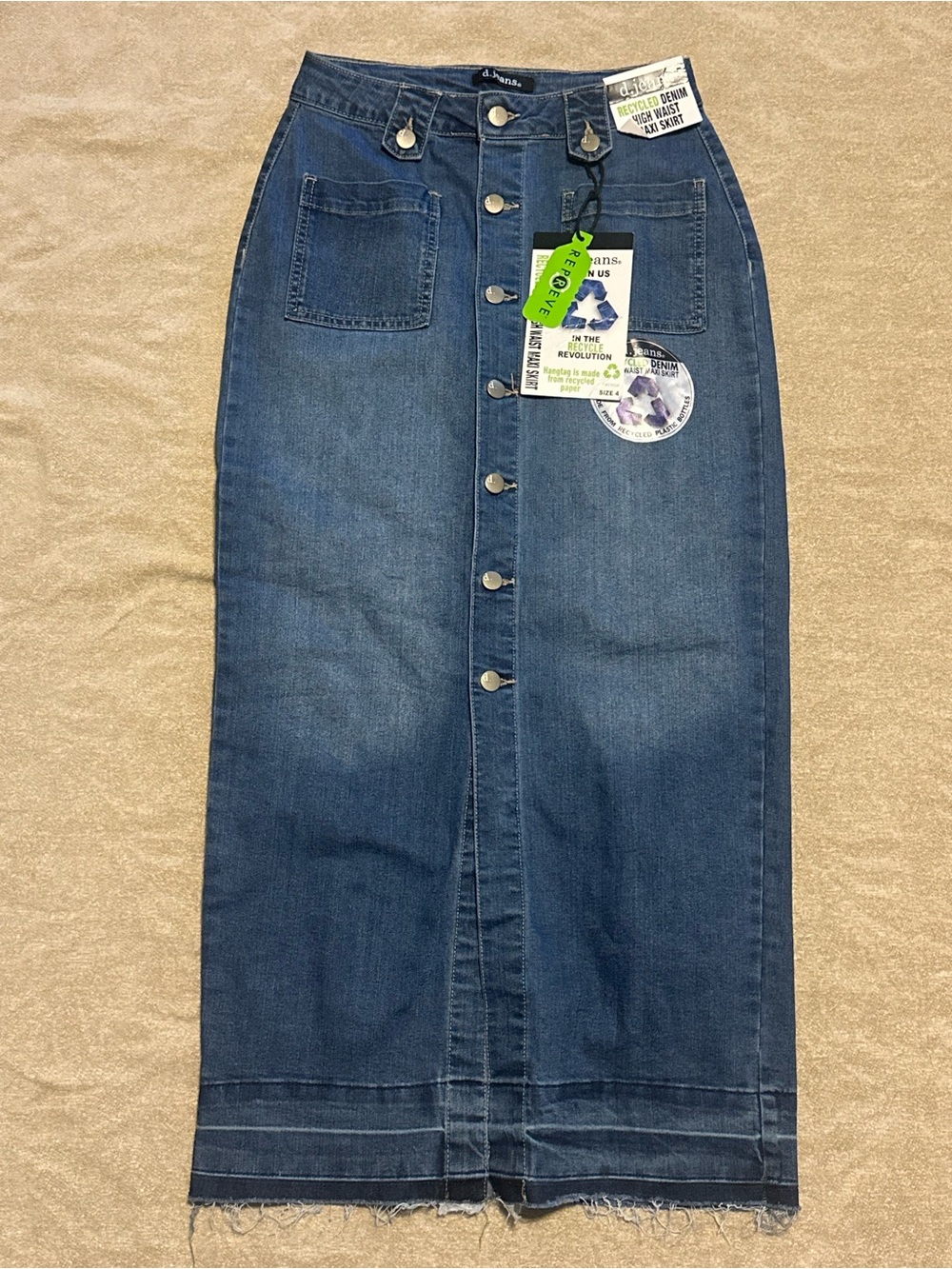 Women’s NWT D. Jeans Skirt